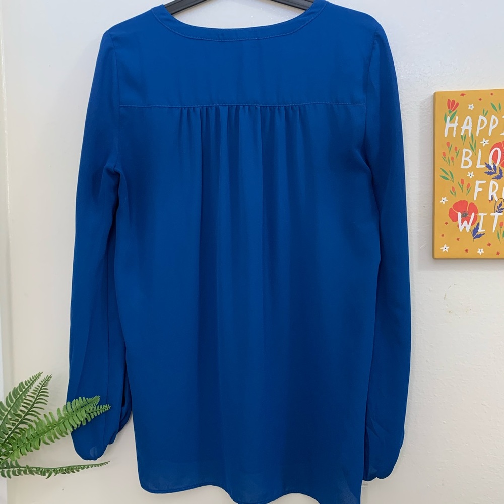 Max Studio | Blue Button Blouse - Picture 6 of 6